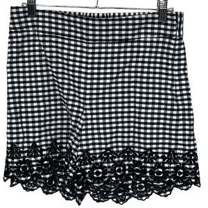 J Crew black and white gingham and lace lightweight shorts size 2